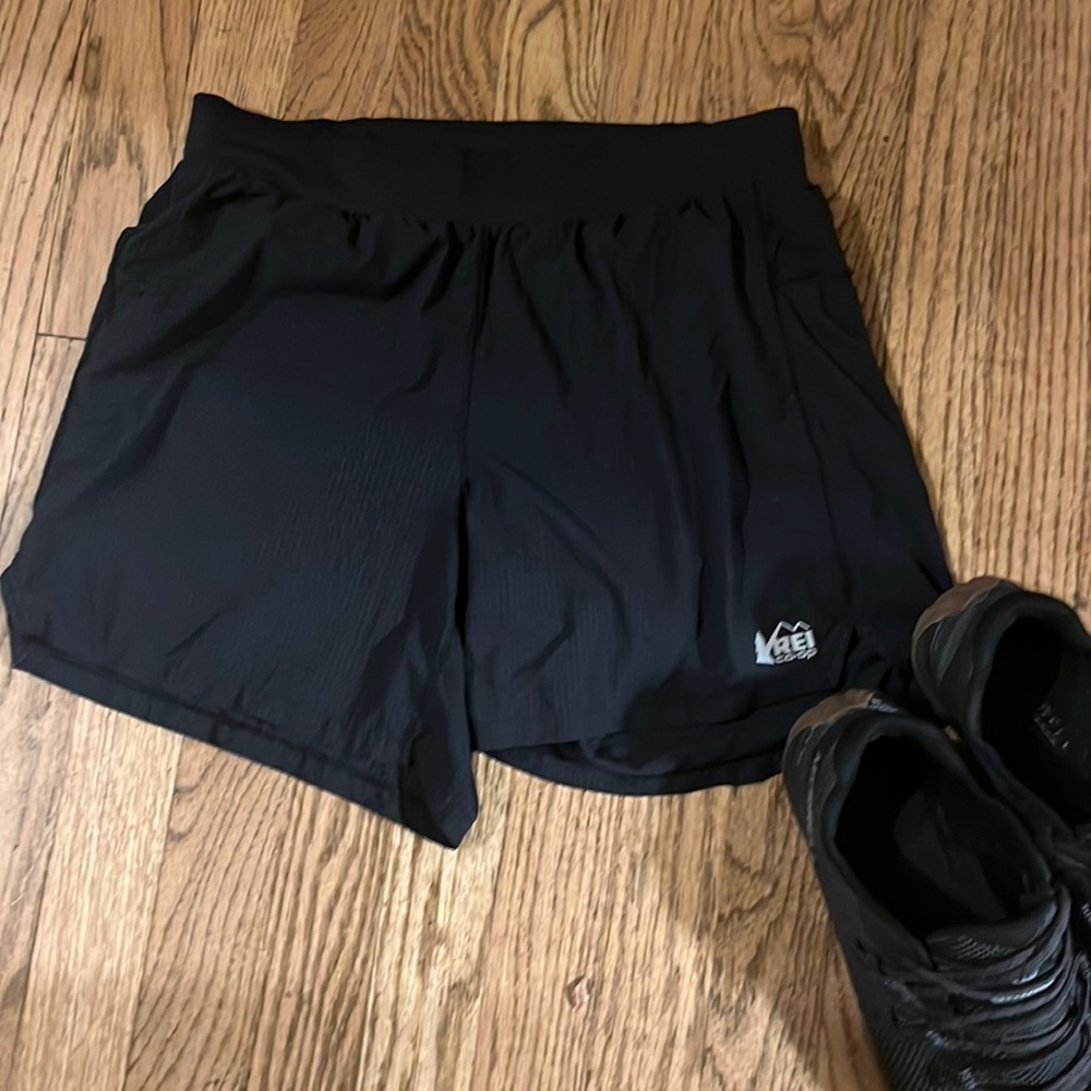 REI shorts 5” inseam like new worn only once